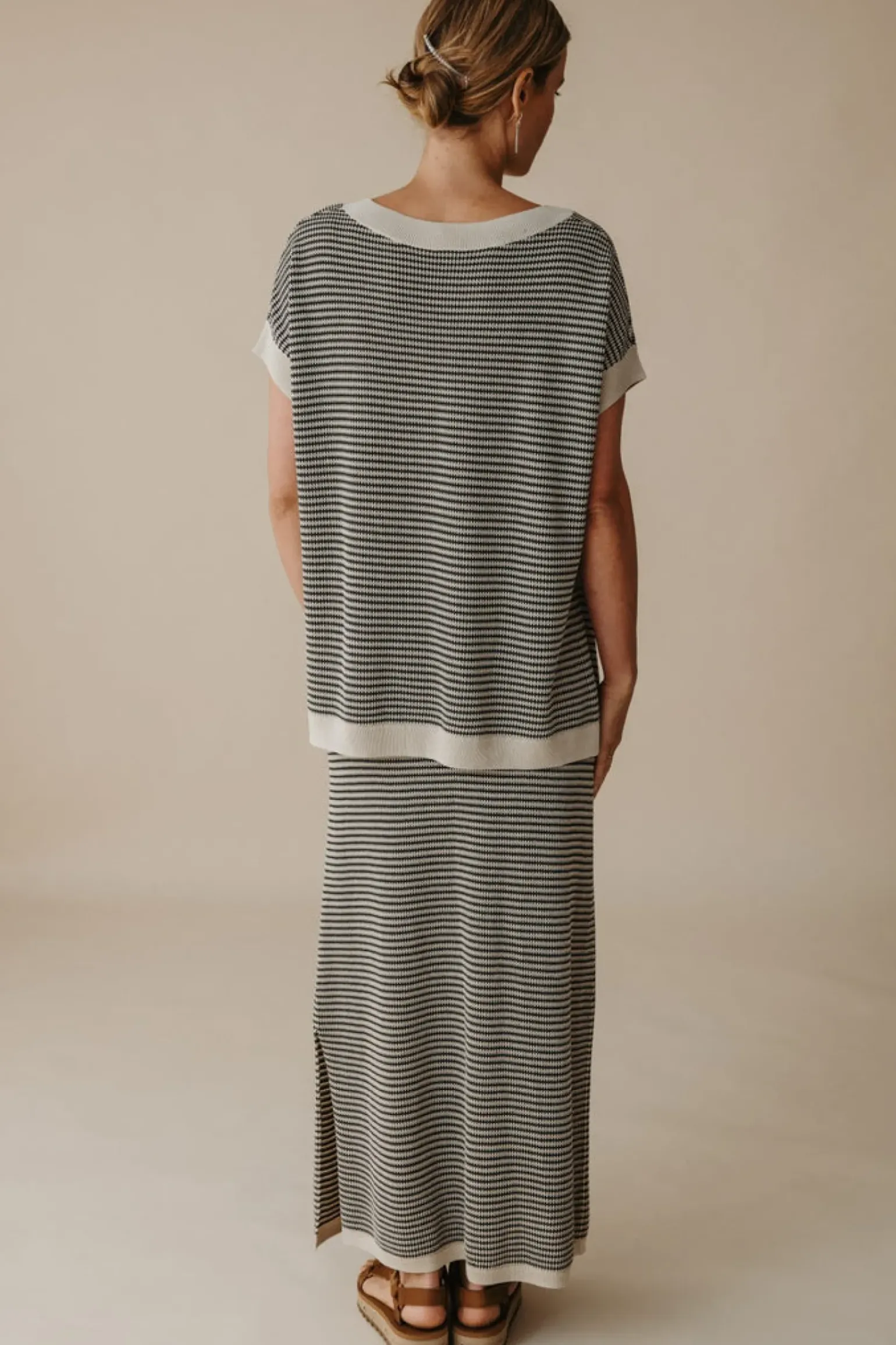 Talamaya Lattice Knitted Skirt - Washed Black & Soft Gold